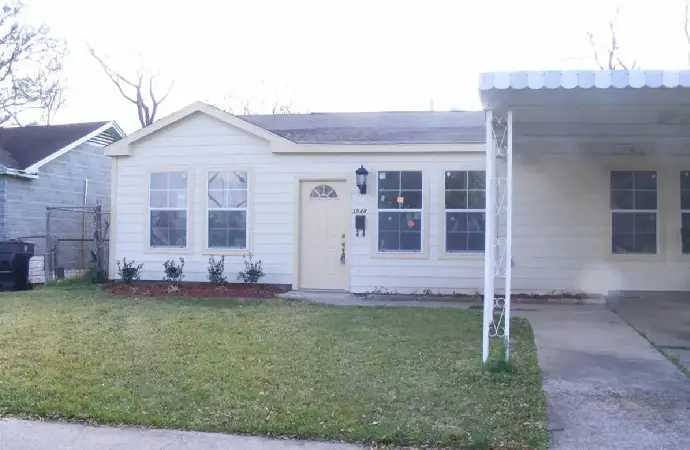 3548 Rosewood - 3 Bed/ 2 Bath House