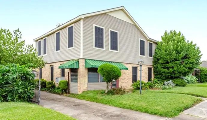 Student apartments in Isabella Street